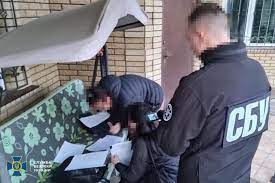  Понад 43 млн гривень збитків місцевому бюджету: слідчі запорізької поліції повідомили про підозру двом службовцям заводу, який належав підсанкційному олігарху 