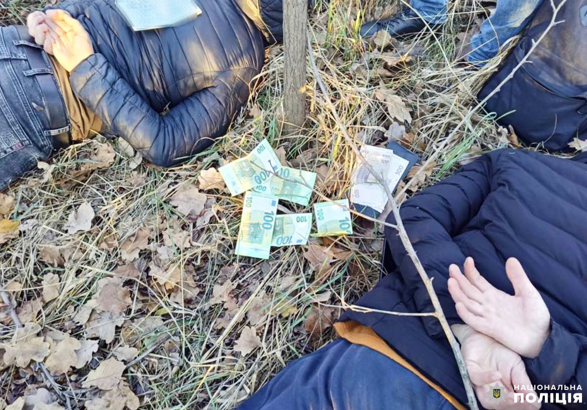 Незаконно переправляли військовозобов’язаних через кордон: правоохоронці Рівненщини викрили двох зловмисників 