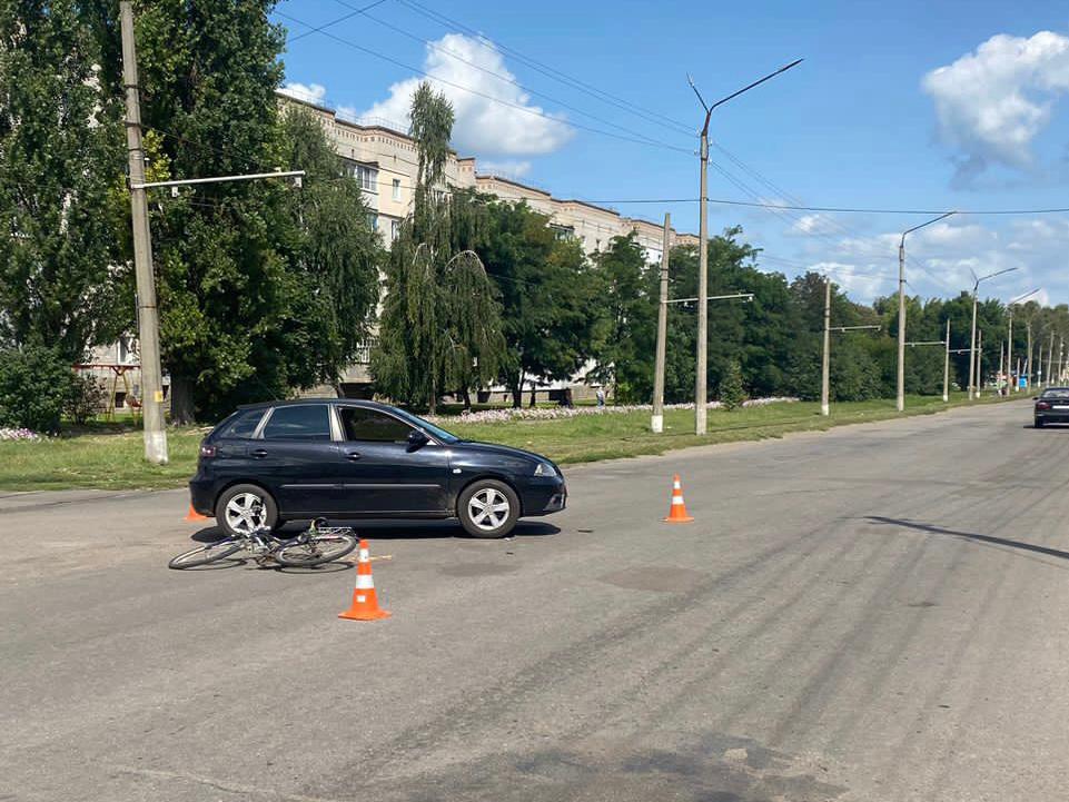  На Конотопщині поліцейські встановлюють обставини ДТП, в якій травмувалась велосипедистка 