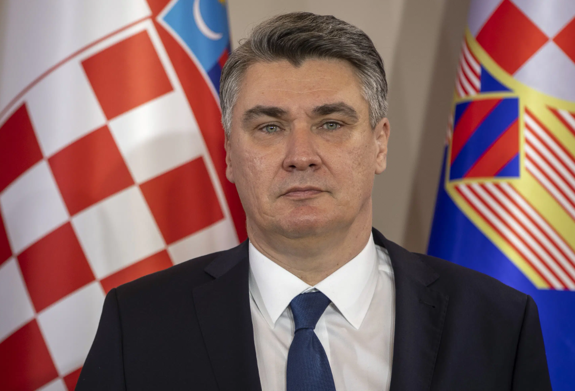  Президент Хорватії назвав затриманих у Греції футбольних фанатів "військовополоненими" 