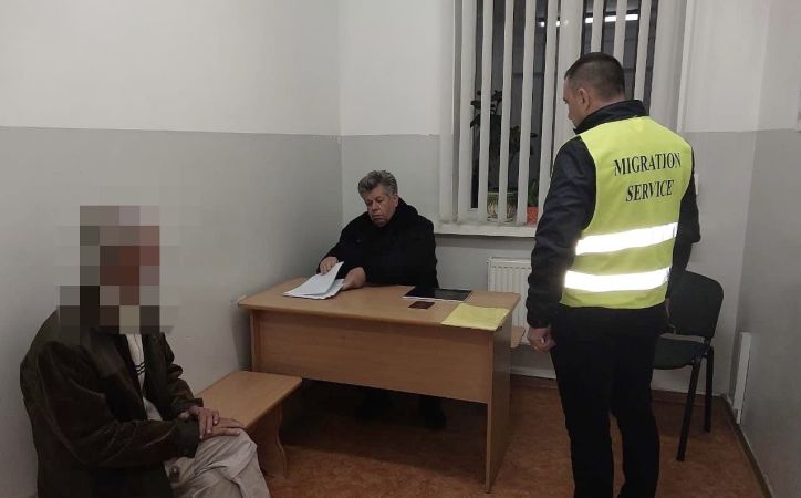 Працівники підрозділу ДМС виявили ще одного росіянина, який не хоче повертатися на рф 