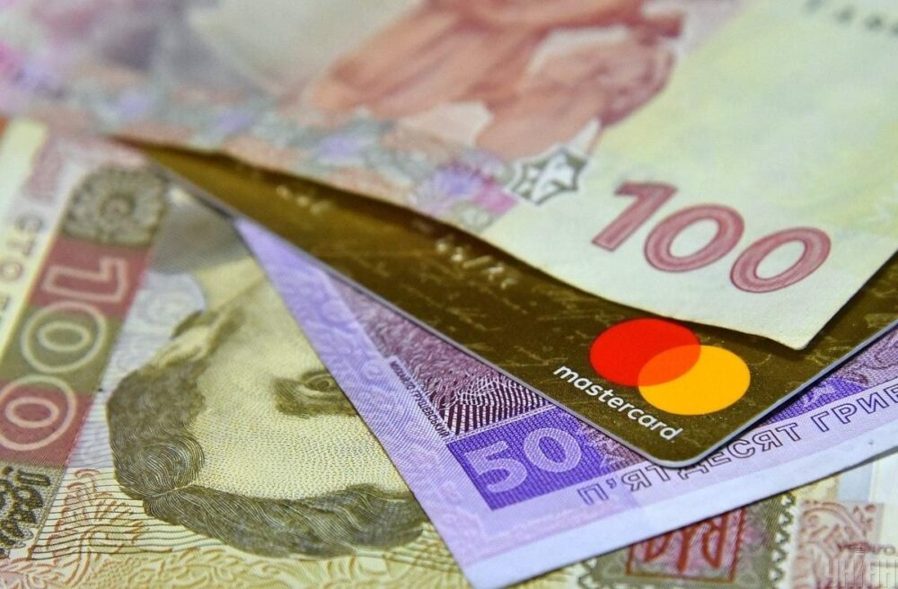  Псевдобанкір ошукав жительку Чортківщини на 24 000 