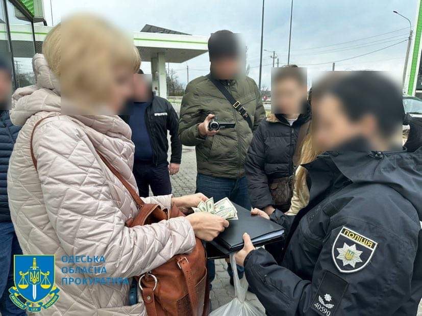  $2700 за безперешкодну діяльність з ремонту та обслуговування човнів і суден 