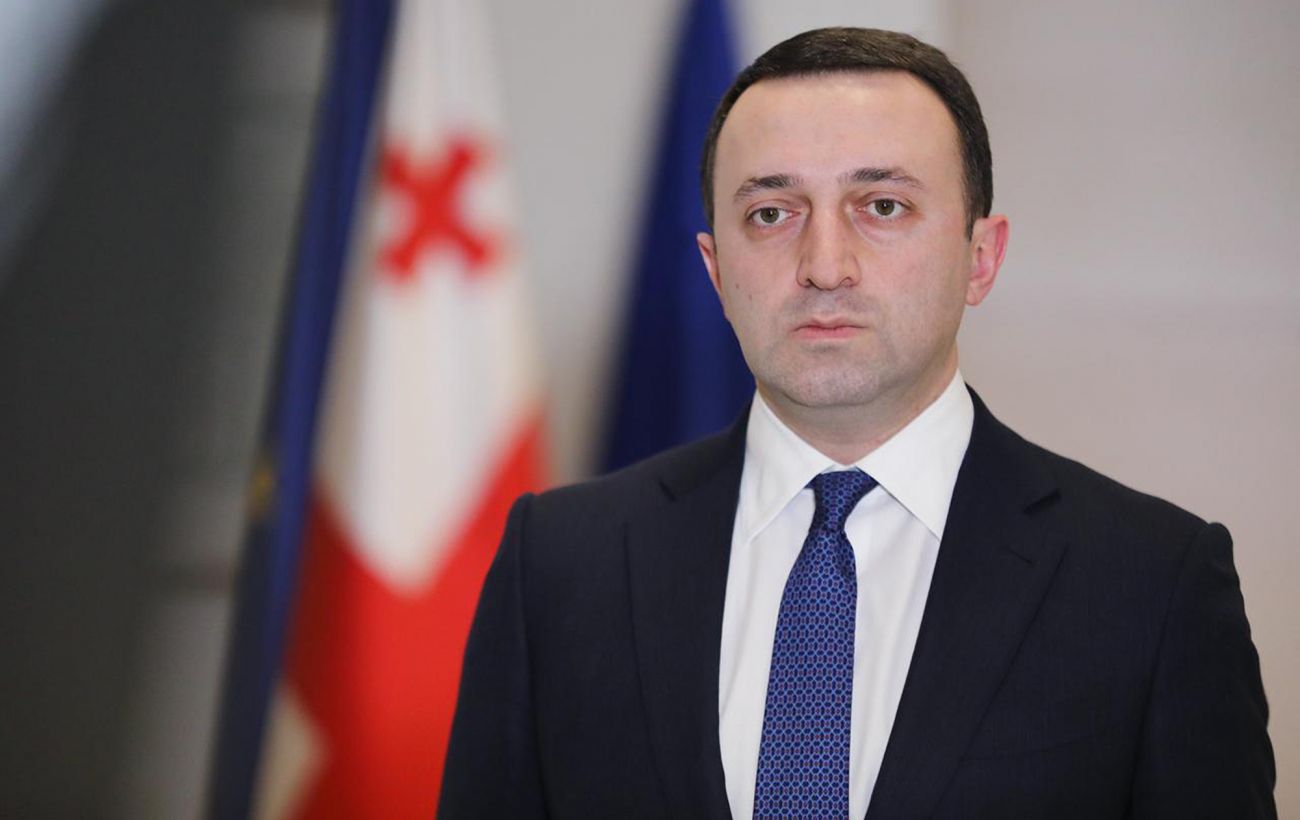  "Люди в сатанинській формі" і "підготовлені провокатори": прем’єр Грузії про протести 