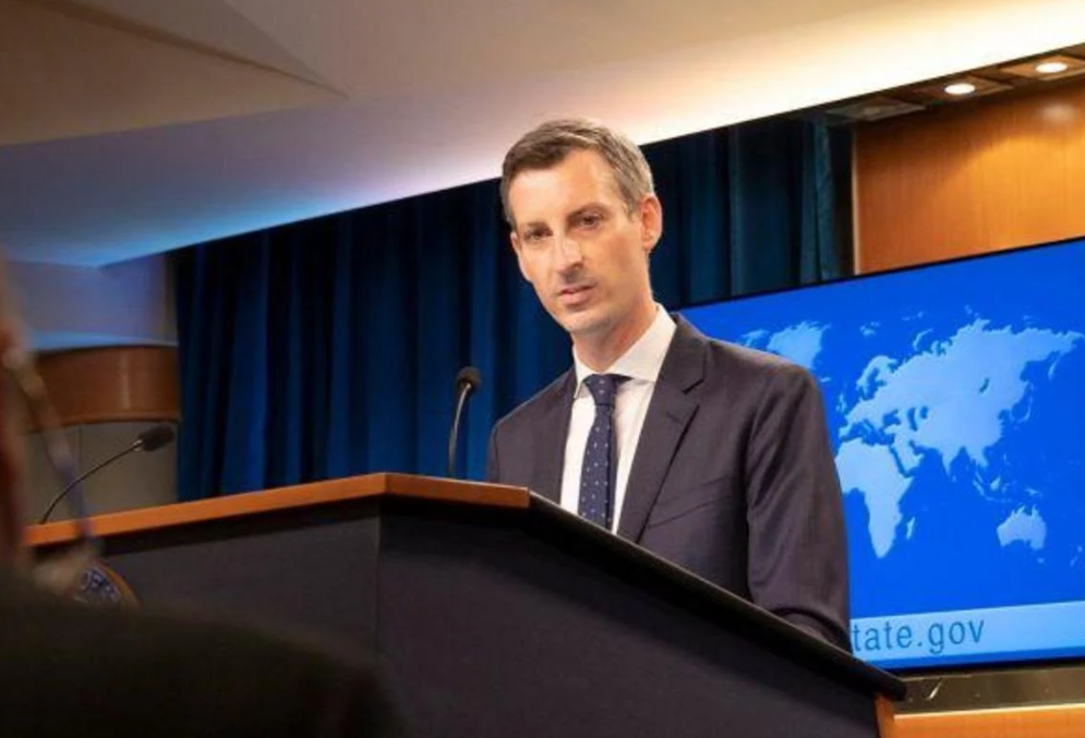  Держдеп США оголосив про звільнення свого головного спікера Неда Прайса 