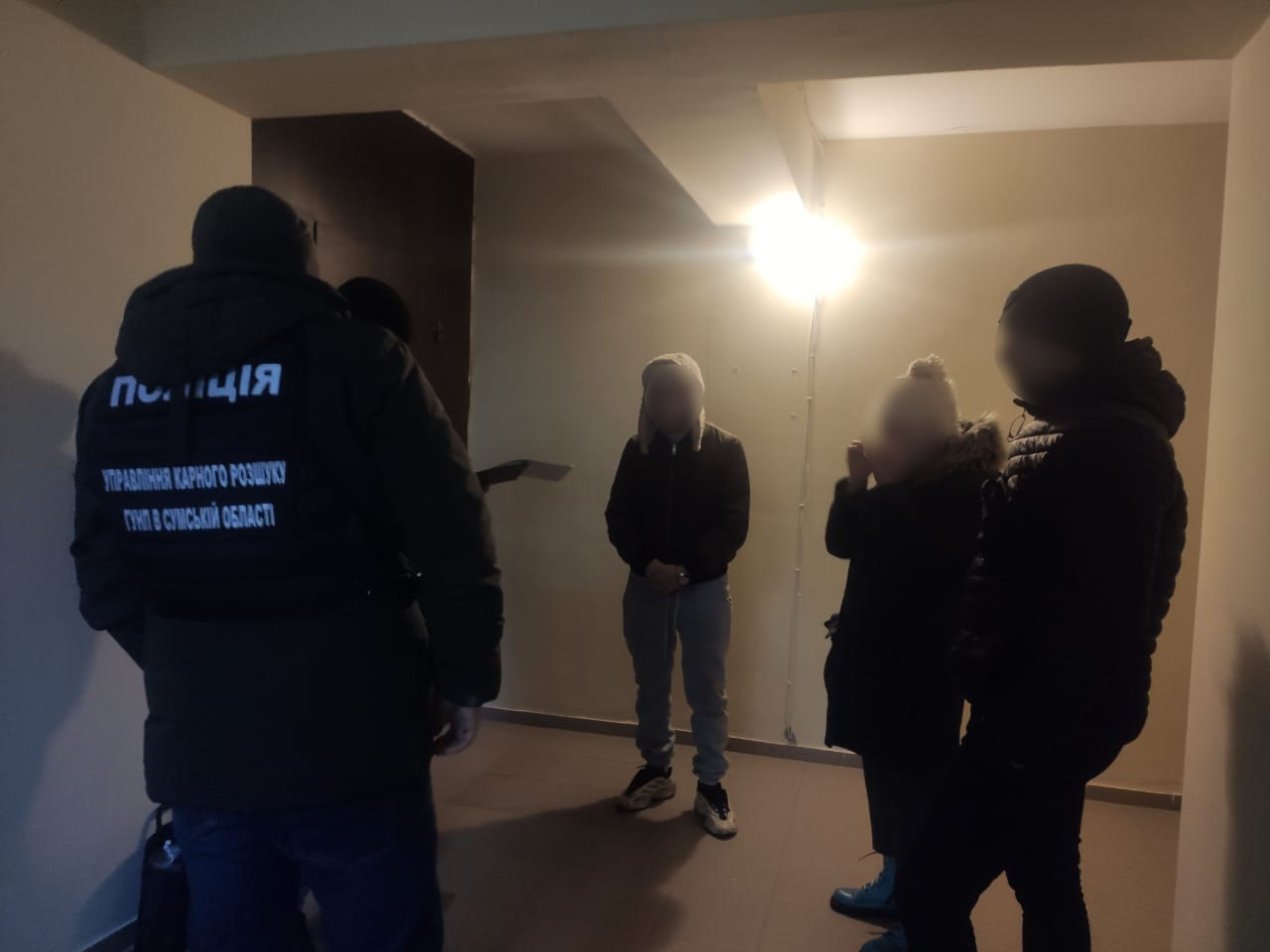  На Сумщині поліцейські повідомили про підозру групі шахраїв 