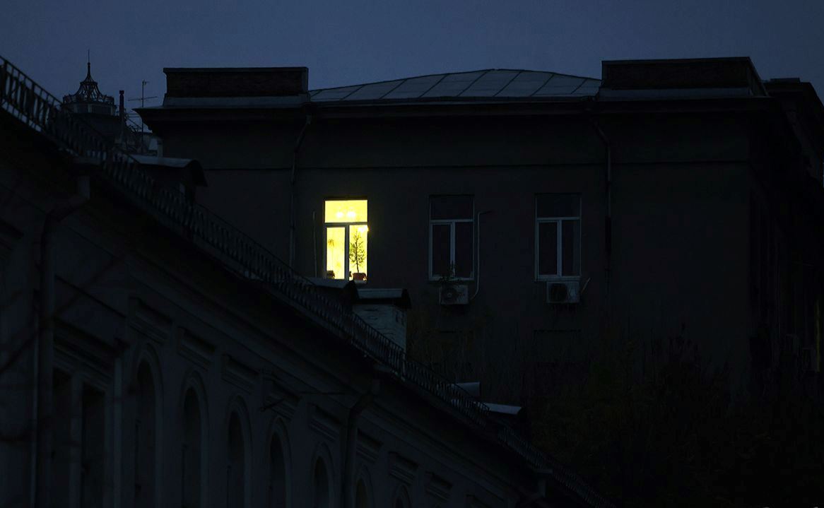  Три кроки, щоб дізнатися чому нема світла: у ДТЕК надали роз’яснення киянам 