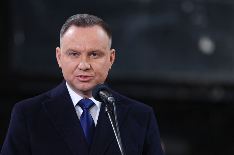  Дуда звинуватив Брюссель у спробі "вплинути на вибори" на тлі загострення суперечки про гроші 