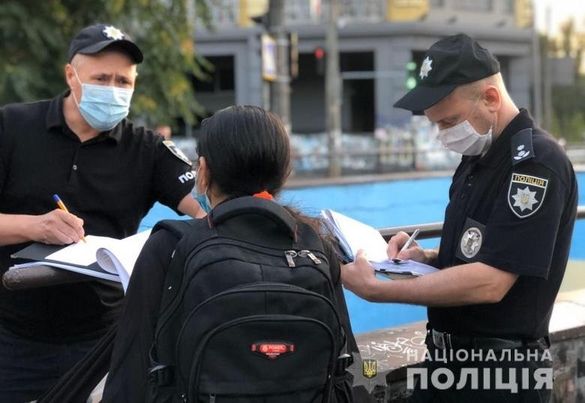  Внаслідок лобового зіткнення двох автомобілів обидва водії загинули: київські поліцейські документують смертельну автопригоду 