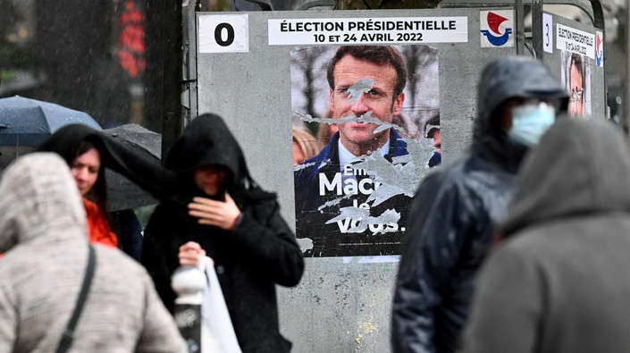  Russia Hits Macron, Shifting Political Dynamics Ahead of Elections in France 