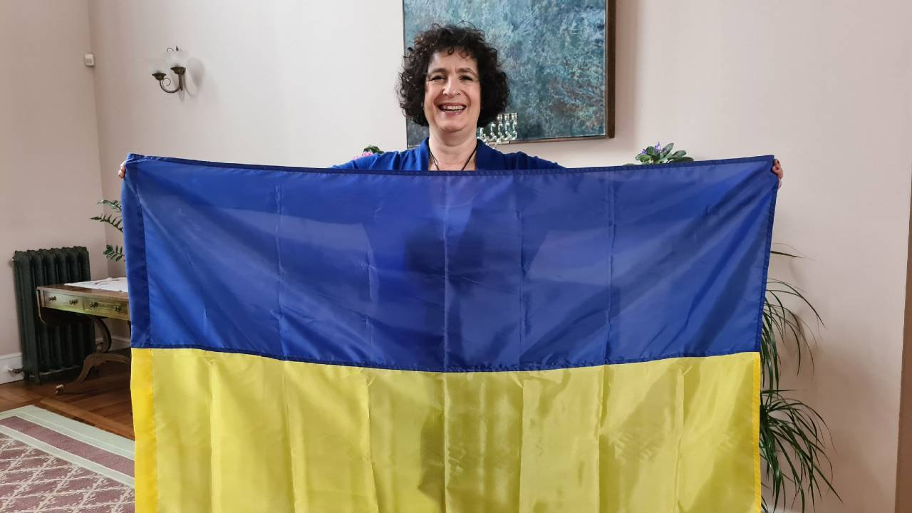  Посольства США та Великої Британії привітали українців з Днем гідності та свободи 