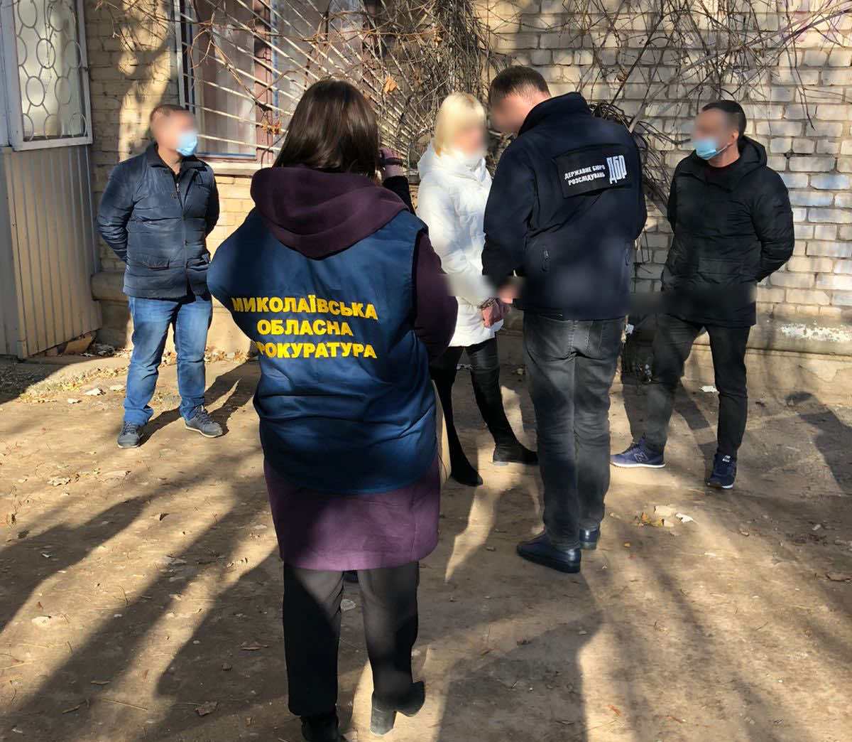  Хабар за вирішення земельних питань - на Миколаївщині викрито посадову особу Держгеокадастру  