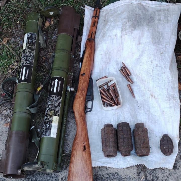  В Киеве задержали "оборотней в погонах" - создали крупную сеть торговли оружием 