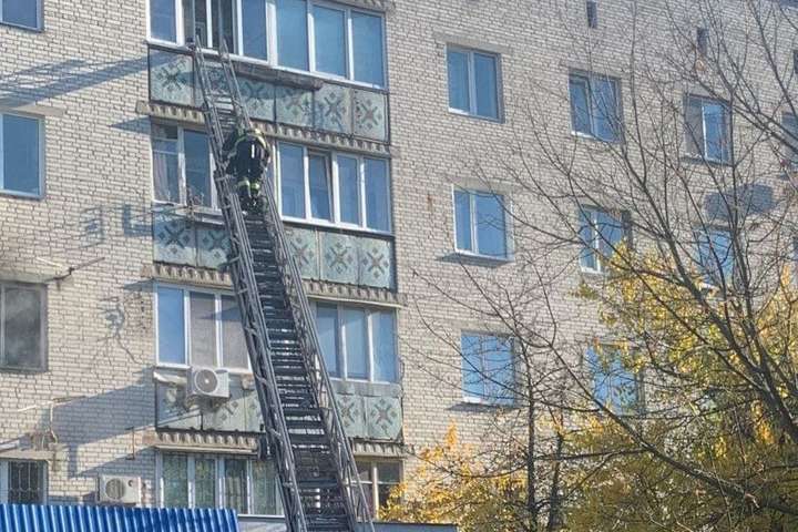   Трагічна пожежа в Києві: чоловік загинув, намагаючись врятувати своїх дітей 