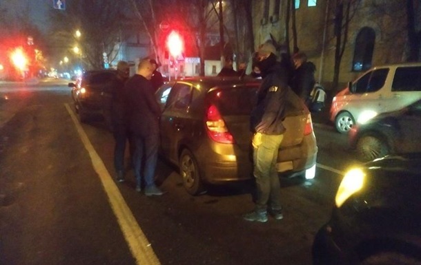  В Николаеве задержаны три чиновника исполнительной службы – СМИ 
