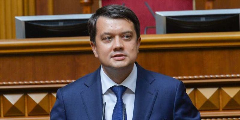  Разумков признался в разногласиях с Зеленским 