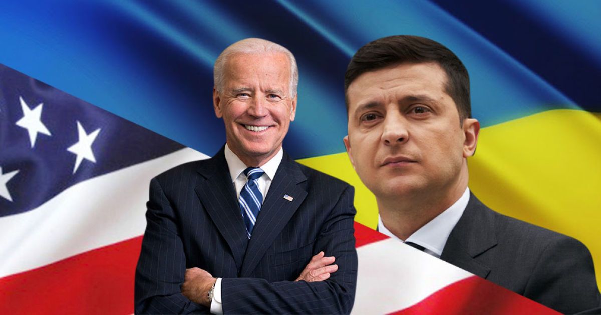  Зеленський привітав Байдена з Днем незалежності США 