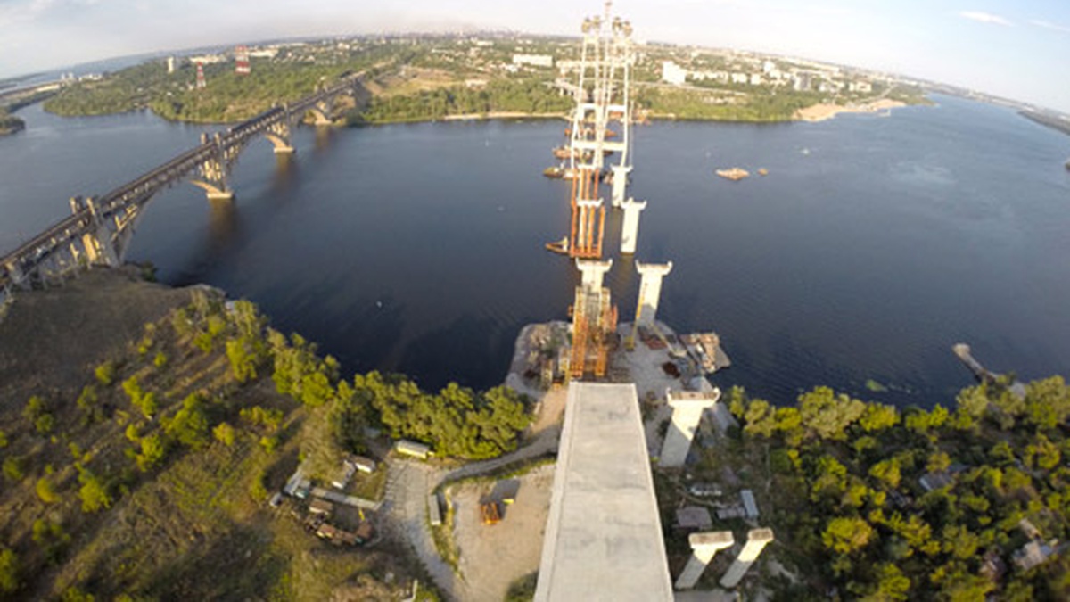  У Запоріжжі закрили о. Хортицю, але не припинили руху рейсових автобусів та маршруток 