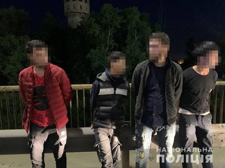  В Киеве иностранцы избили и похитили мужчину из-за долга по ремонту квартиры 
