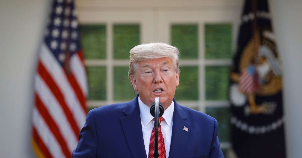  Трамп остановил финансирование ВОЗ 