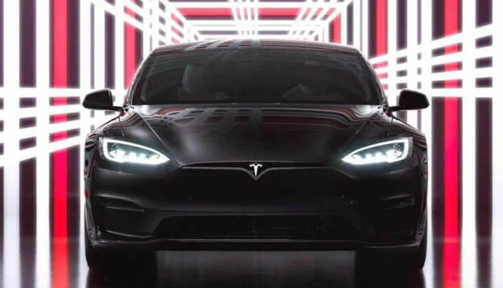  Илон Маск представил электромобиль Model S Plaid 