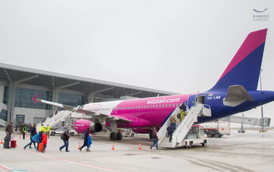  Самолет Wizz Air "Катовице - Запорожье" совершил аварийную посадку в аэропорту 