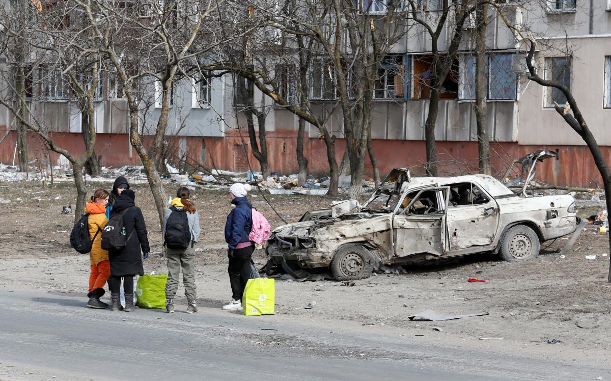  В Маріуполі російські війська вбили уже понад 3 тисячі цивільних – полк "Азов" 