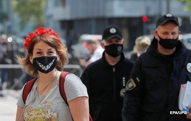  Минздрав допускает возврат к жесткому карантину 