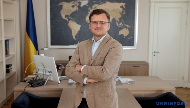  Кулеба подякував Папі Франциску за солідарність з Україною 