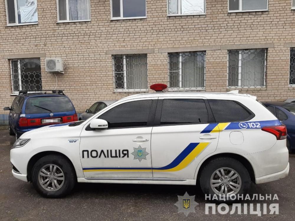  В Запорожской области избили полицейских и угнали их автомобиль 