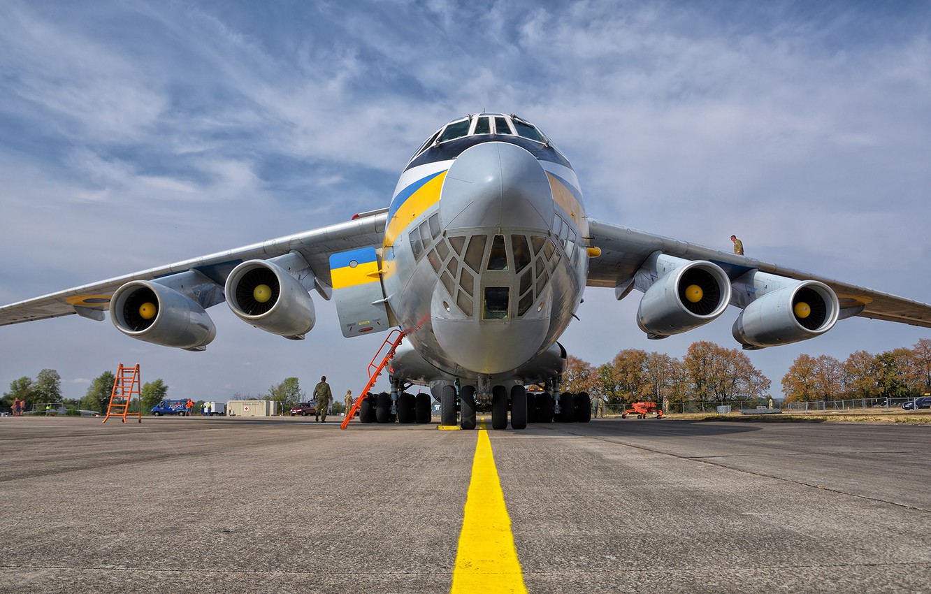  Отмена рейсов из-за угрозы вторжения РФ: в Украине оценили последствия для экономики 