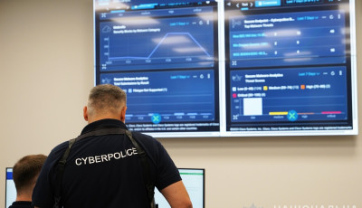 Кіберполіцейські Харківщини провели обшук у «криптогаманця» шахраїв, які ошукали громадян ЄС на 800 тисяч євро