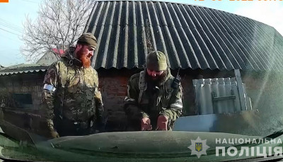 Поліцейські разом із СБУ встановили російського військовослужбовця, який заволодів автівками мирних мешканців