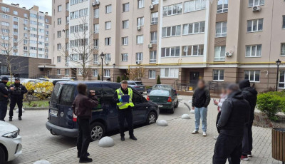 Поліція Києва затримала водія, який вчинив стрілянину у Святошинському районі