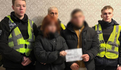 У Києві затримали двох молодиків за підпал трьох Tesla на замовлення ворога
