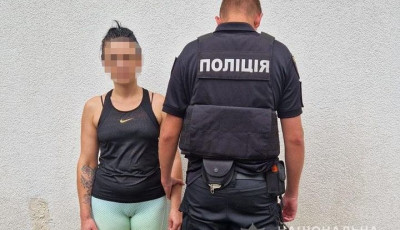 У Києві розшуківці затримали жінку, яка переховувалась від покарання за скоєння крадіжки