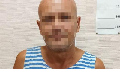 Столичні слідчі повідомили про підозру киянину за домашнє насильство над 80-річним батьком