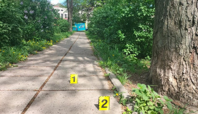 7 років за грабіж літньої жінки у парку