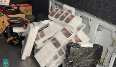 За контрабанду телефонів майже на ₴21 млн. судитимуть мешканця Шептицького району