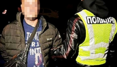 У Києві таксист ударив ножем пасажирку