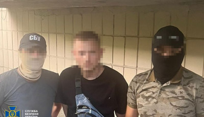 Викрито російського агента, який за гроші передавав інформацію про військові об’єкти та критичну інфраструктуру Києва