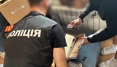 Контрабанда кокаїну з Гондурасу на 8 000 000 грн щомісяця: Нацполіція затримала учасників злочинної групи на чолі з українським «наркобароном»