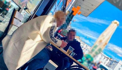 Столичний поліцейський облаштував ігровий майданчик сучасним покриттям