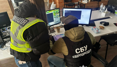 Поліція Києва та СБУ викрили мережу шахрайських «кол-центрів», що ошукали громадян на майже 18 млн грн