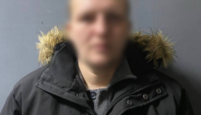За доказами поліцейських до 8 років позбавлення волі засуджено чоловіка, який вчинив розбійний напад в аптеці