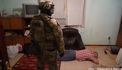 Наркобізнес із щомісячним прибутком у майже 5 млн грн