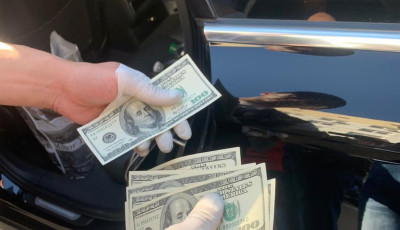 На вимаганні хабара викрито голову ВЛК Житомирщини та спільників