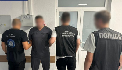 В Одесі викрито чергову схему ухилення від мобілізації: затримано і повідомлено про підозру лікарю-травматологу, двом цивільним та військовослужбовцю