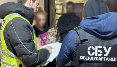 «На вашій карточці підозріла активність» – у Києві псевдобанкір ошукав пенсіонера на 64 000