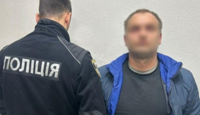 Судитимуть чернігівця, який ножем та сапою завдав тілесних ушкодже своєму сусіду та його брату